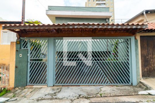 Fachada de casa à venda com 3 quartos, 200m² em Vila Santa Catarina, São Paulo
