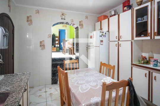 Cozinha de casa à venda com 3 quartos, 180m² em Piraporinha, Diadema
