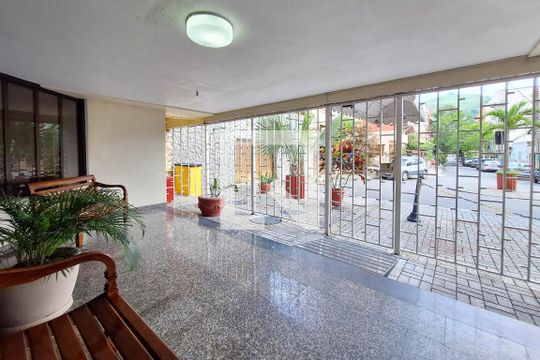 Área comum de apartamento para alugar com 2 quartos, 70m² em Fonseca, Niterói