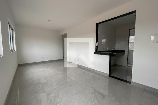 Sala de apartamento à venda com 3 quartos, 89m² em Barreiro, Belo Horizonte
