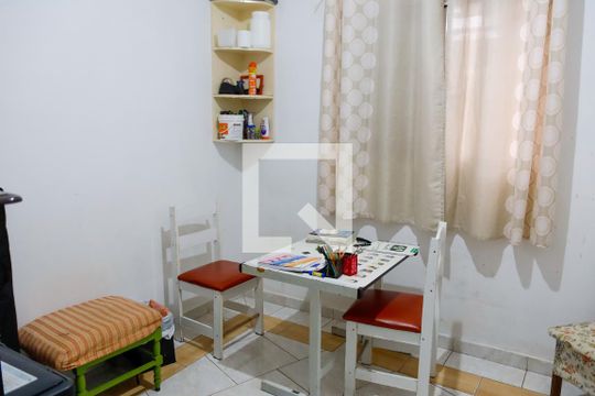 Quarto 1 de casa à venda com 5 quartos, 220m² em Km 18, Osasco