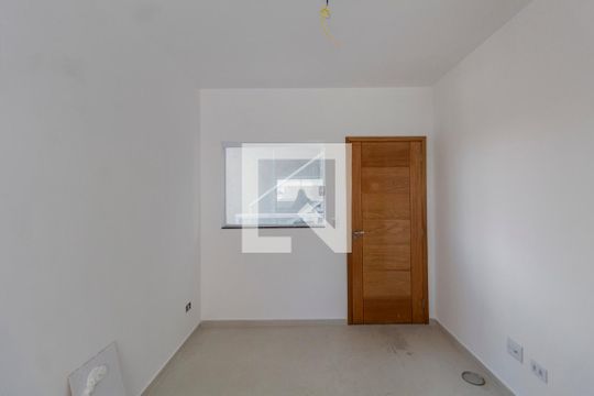 Sala e Cozinha Integrada  de apartamento para alugar com 2 quartos, 37m² em Cidade Líder, São Paulo