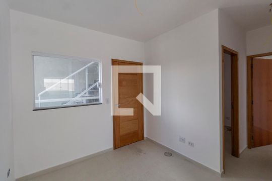 Sala e Cozinha Integrada  de apartamento para alugar com 2 quartos, 37m² em Cidade Líder, São Paulo