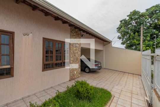 Fachada  de casa à venda com 4 quartos, 190m² em Fazenda Santa Cândida, Campinas
