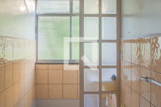 Cozinha de apartamento à venda com 2 quartos, 75m² em Vila Nova, Porto Alegre