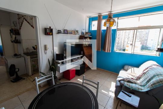 Sala de apartamento à venda com 1 quarto, 64m² em Centro, Campinas