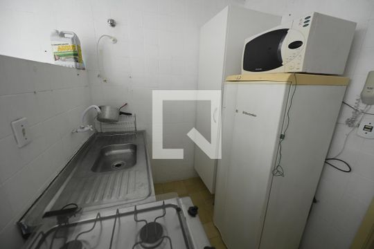 Cozinha de apartamento à venda com 1 quarto, 39m² em Serrinha, Goiânia