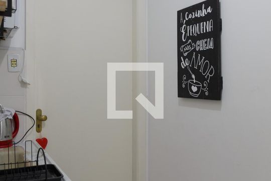 Cozinha de kitnet/studio para alugar com 1 quarto, 18m² em Centro Histórico, Porto Alegre