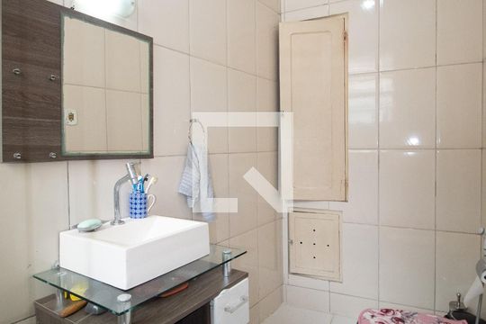 Banheiro social de apartamento à venda com 3 quartos, 115m² em Copacabana, Rio de Janeiro