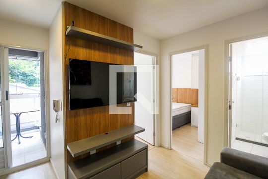 Sala/Cozinha de apartamento à venda com 2 quartos, 45m² em Vila Monumento, São Paulo