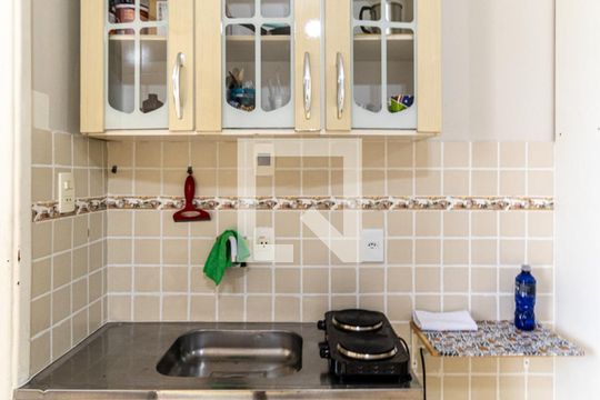 Cozinha de kitnet/studio à venda com 1 quarto, 23m² em Campos Elíseos, São Paulo