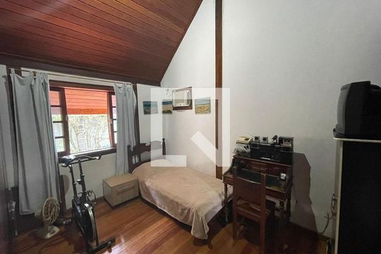 Suíte 3 de casa para alugar com 4 quartos, 245m² em Jacarepaguá, Rio de Janeiro