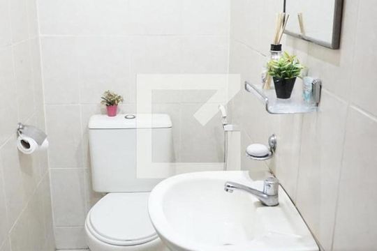 Lavabo de casa para alugar com 4 quartos, 245m² em Jacarepaguá, Rio de Janeiro