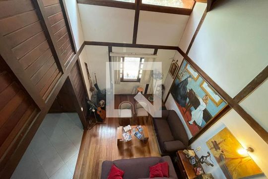 Sala de casa à venda com 4 quartos, 245m² em Jacarepaguá, Rio de Janeiro