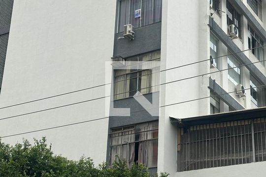 Fachada  de apartamento para alugar com 3 quartos, 120m² em Setor Central, Goiânia