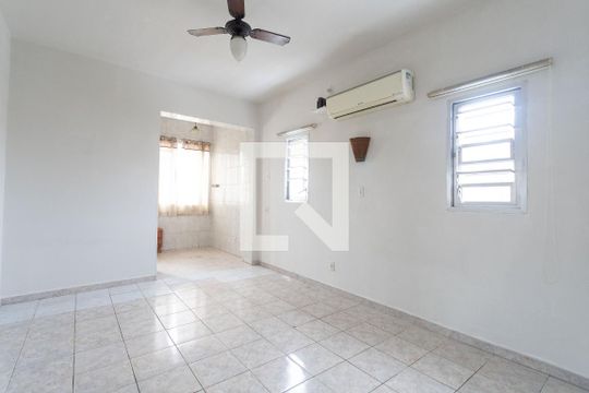 Kitnet/Studio para alugar com 1 quarto, 25m² em Centro, Rio de Janeiro