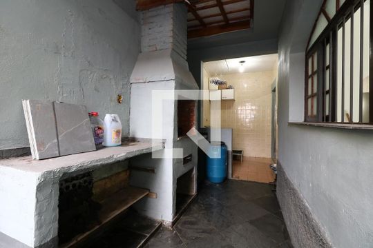 Churrasqueira de casa à venda com 3 quartos, 132m² em Vila Palmares, São Caetano do Sul