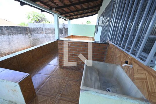 Área de serviço de casa à venda com 2 quartos, 70m² em Jardim Novo Petrópolis, Goiânia