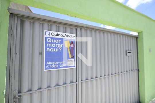Plaquinha  de casa à venda com 2 quartos, 70m² em Jardim Novo Petrópolis, Goiânia