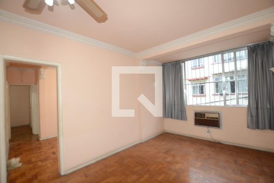 Sala de apartamento para alugar com 2 quartos, 75m² em Irajá, Rio de Janeiro