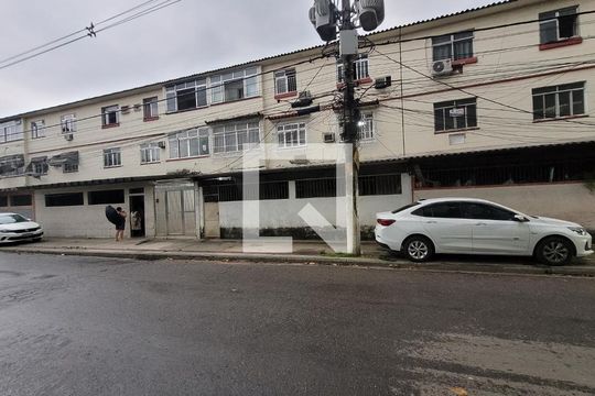 Fachada do bloco de apartamento para alugar com 2 quartos, 75m² em Irajá, Rio de Janeiro