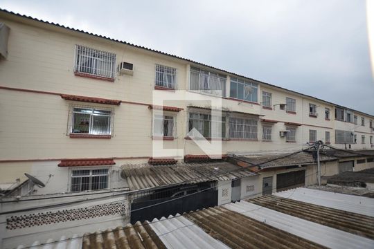 Vista do Quarto 1 de apartamento para alugar com 2 quartos, 75m² em Irajá, Rio de Janeiro
