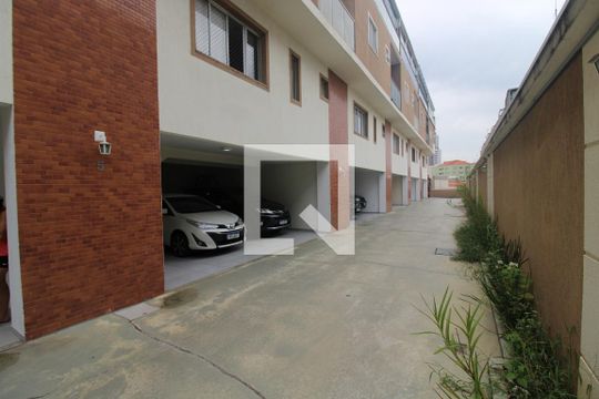 Fachada de casa de condomínio à venda com 3 quartos, 180m² em Parada Inglesa, São Paulo