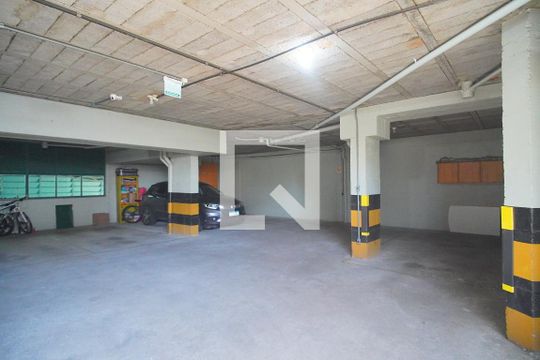 Garagem de apartamento à venda com 3 quartos, 92m² em São José, São Leopoldo