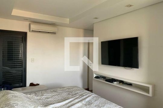 Apartamento para alugar com 4 quartos, 159m² em Jardim Colombo, São Paulo