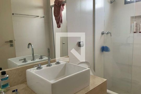 Apartamento para alugar com 4 quartos, 159m² em Jardim Colombo, São Paulo