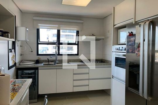 Apartamento para alugar com 4 quartos, 159m² em Jardim Colombo, São Paulo
