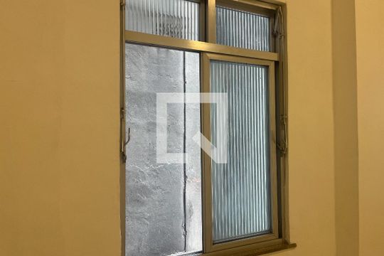 Vista Sala de kitnet/studio à venda com 0 quarto, 37m² em Centro, Rio de Janeiro