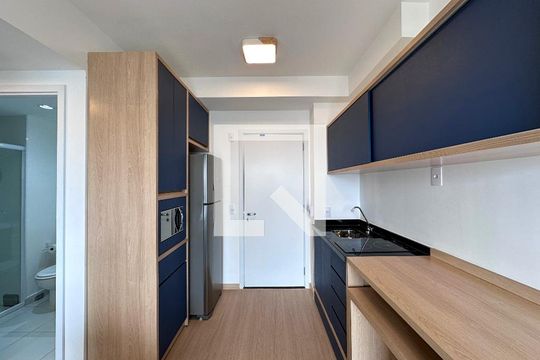Cozinha de apartamento à venda com 1 quarto, 36m² em Santo Amaro, São Paulo