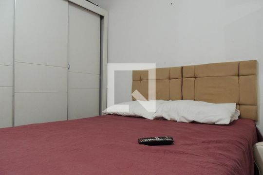 Quarto 2 - Suíte de casa de condomínio para alugar com 3 quartos, 360m² em Anil, Rio de Janeiro