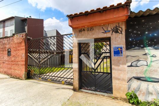Fachada de apartamento à venda com 2 quartos, 52m² em Itaquera, São Paulo