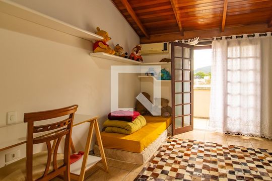 suíte 1 de casa à venda com 3 quartos, 175m² em Parque Eloy Chaves, Jundiaí