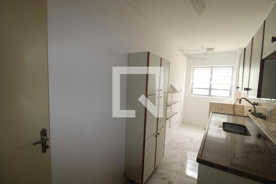 Cozinha de apartamento para alugar com 2 quartos, 50m² em Casa Verde, São Paulo