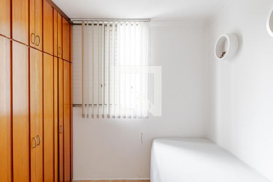 Quarto 1 de apartamento para alugar com 2 quartos, 80m² em Ipiranga, São Paulo
