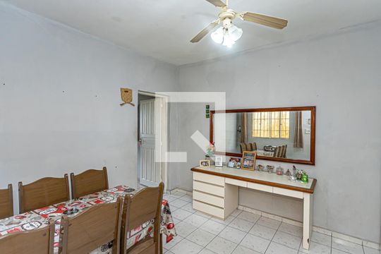 Casa à venda com 3 quartos, 126m² em Vila Bancaria Munhoz, São Paulo