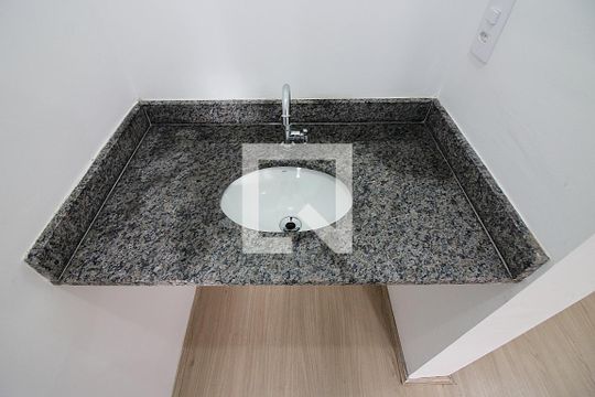 Banheiro Social de apartamento para alugar com 2 quartos, 47m² em Jardim São Savério, São Bernardo do Campo