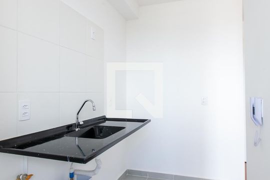 Cozinha de apartamento para alugar com 2 quartos, 38m² em Vila Progresso (zona Leste), São Paulo