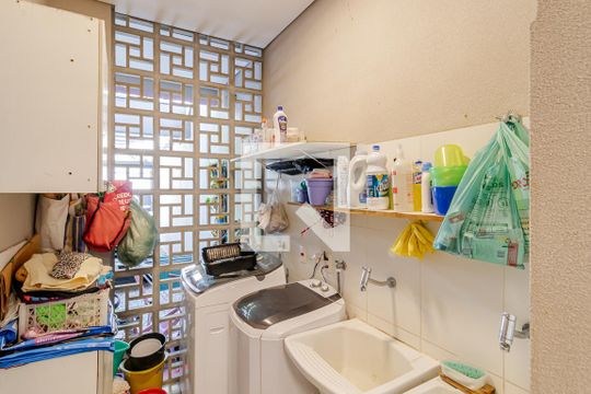 Área de Serviço de casa à venda com 6 quartos, 380m² em Jardim da Saúde, São Paulo