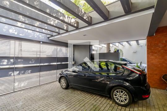 Garagem de casa à venda com 6 quartos, 380m² em Jardim da Saúde, São Paulo