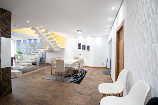 Cozinha de casa de condomínio à venda com 3 quartos, 300m² em Cidade Industrial de Curitiba, Curitiba