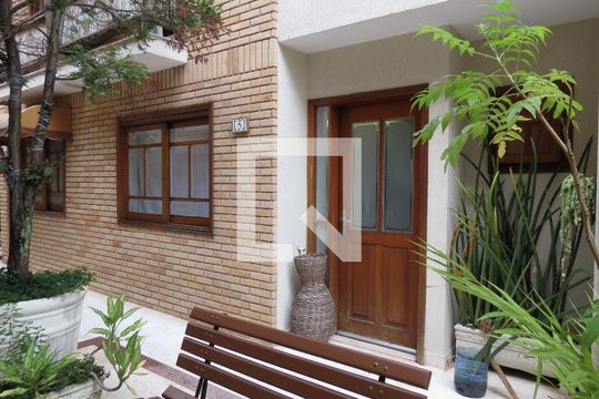 Entrada Casa de casa de condomínio à venda com 4 quartos, 177m² em Jardim Peri, São Paulo
