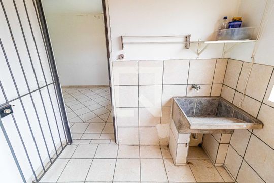 Lavanderia de casa para alugar com 1 quarto, 45m² em Vila Lageado, São Paulo