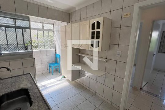 Cozinha - Armários de apartamento para alugar com 2 quartos, 50m² em Vila Madalena, São Paulo