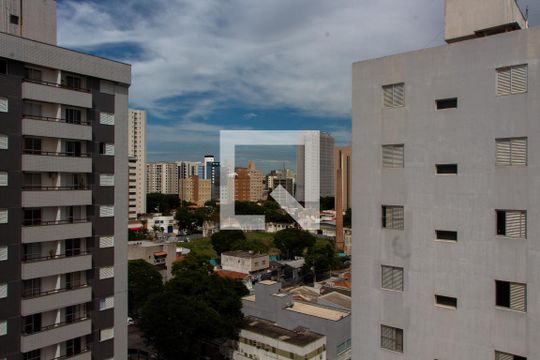 VISTA DA SALA de apartamento para alugar com 1 quarto, 48m² em Vila Itapura, Campinas