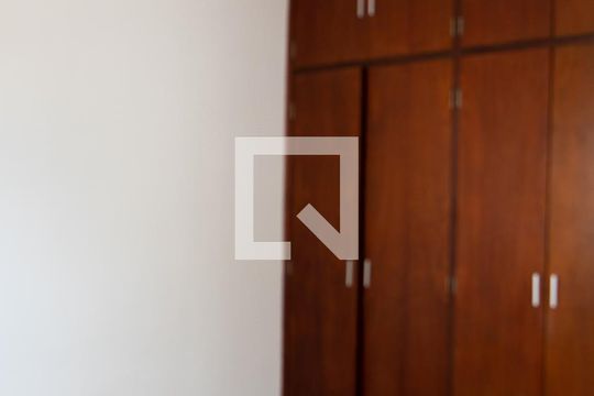 QUARTO de apartamento para alugar com 1 quarto, 48m² em Vila Itapura, Campinas