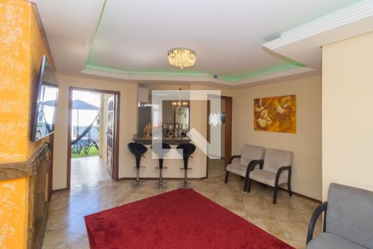 Sala de casa à venda com 3 quartos, 200m² em Harmonia, Canoas